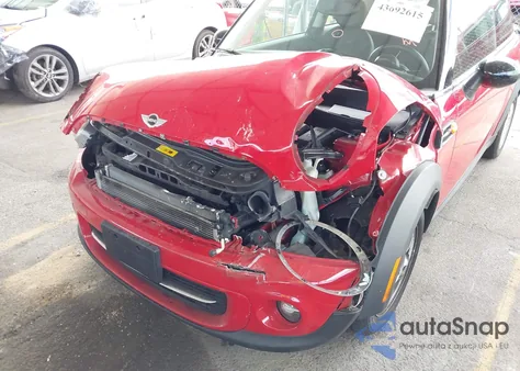 2013 Mini Hardtop Cooper z USA, uszkodzony, nr VIN WMWSU3C55DT546154